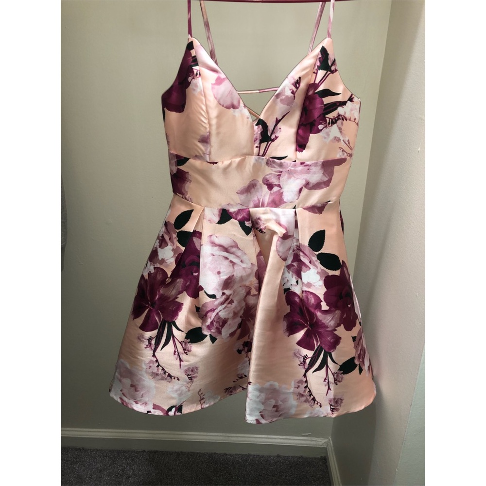 Windsor floral dress size 5